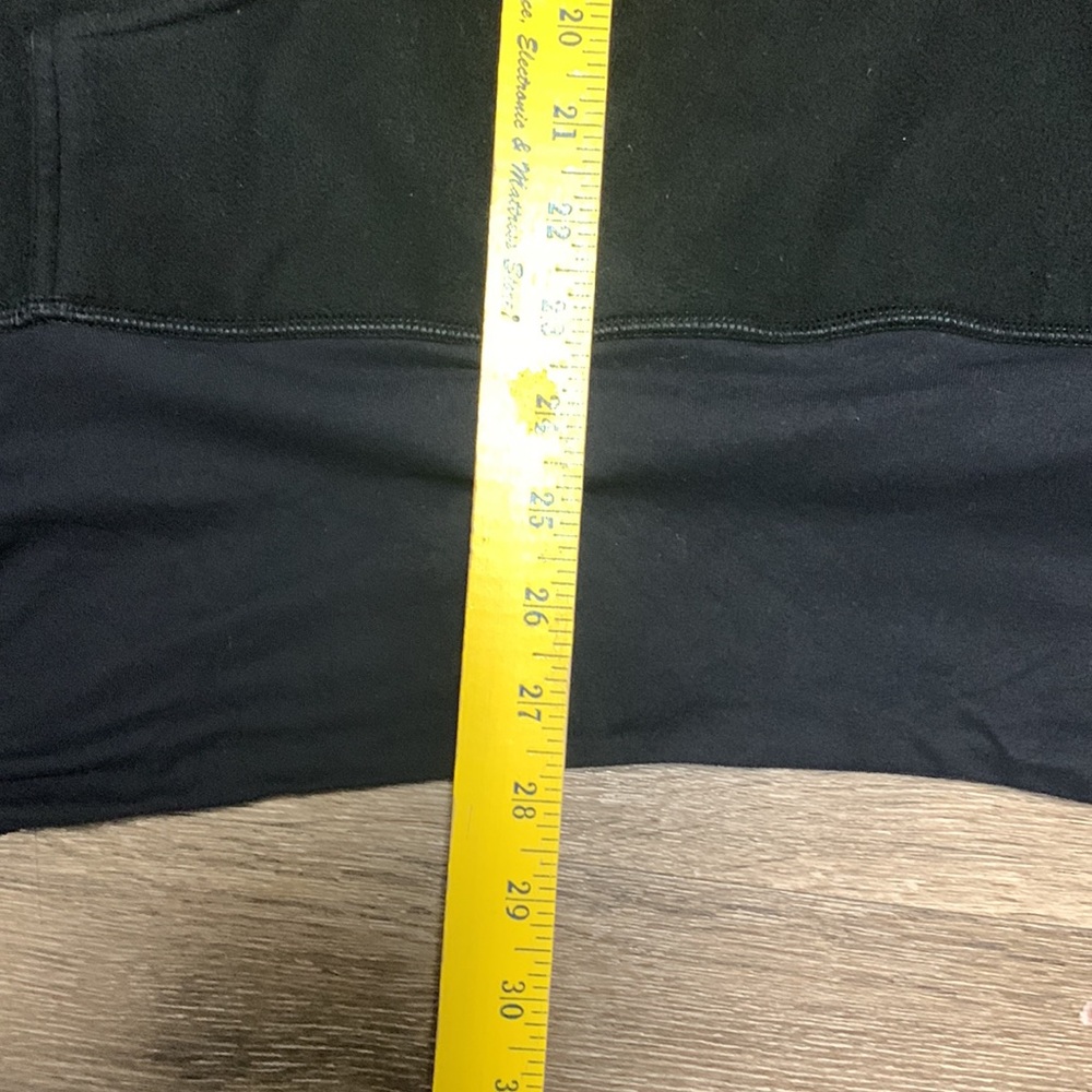 Lululemon jacket - Picture 7 of 9
